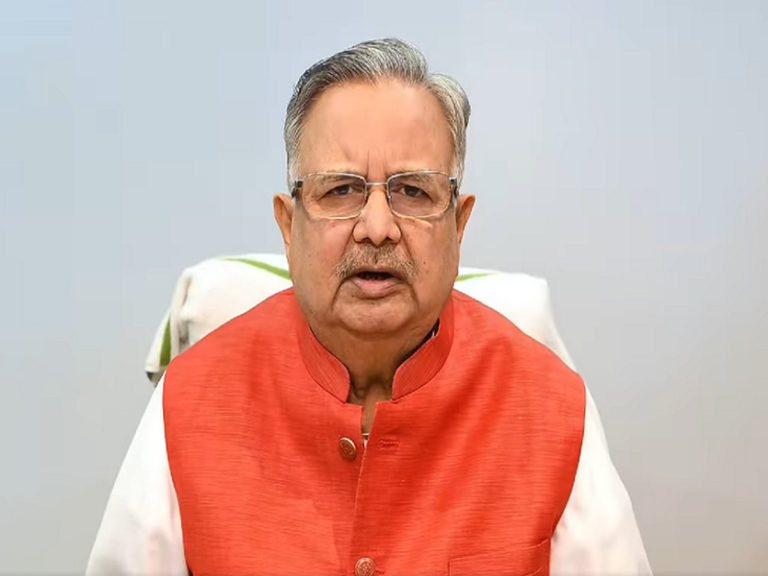 डॉ रमन सिंह ने की कांग्रेस विधायक की तारीफ