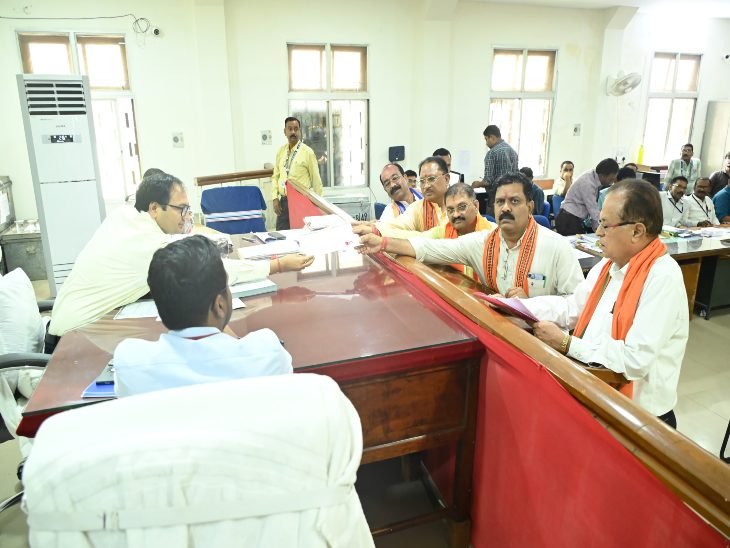 राजनांदगांव लोकसभा से भाजपा प्रत्याशी ने दाखिल किया नामांकन