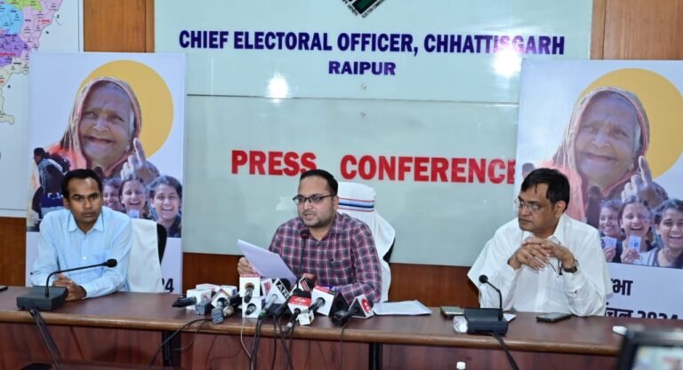 मुख्य निर्वाचन अधिकारी ने डाक विभाग के अधिकारियों के साथ की बैठक, दिए ये निर्देश