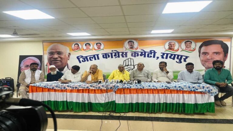 Raipur Dakshin Upchunav: कांग्रेस की चुनावी रणनीति, जनता के मुद्दों पर काम करने का लिया संकल्प…