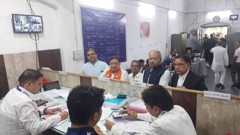 Raipur Dakshin Upchunav: बीजेपी प्रत्याशी सुनील सोनी ने दाखिल किया नामांकन, बृजमोहन अग्रवाल रहे उपस्थित