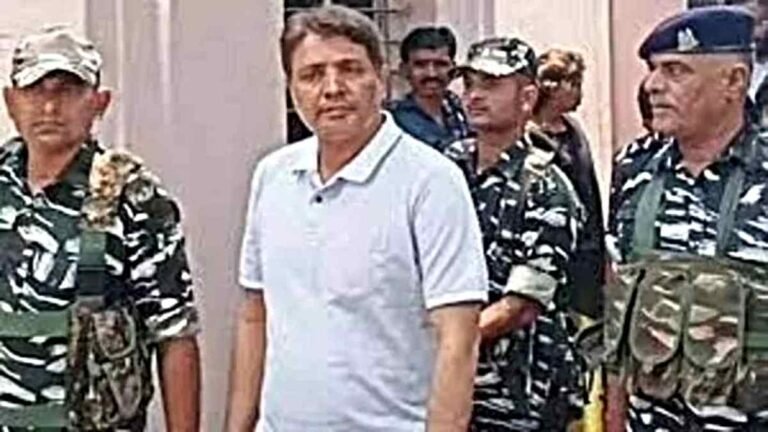 Chattisgarh liquor scam: सुप्रीम कोर्ट का अनवर ढेबर को बड़ा झटका, हाई कोर्ट से मिली जमानत रद्द…
