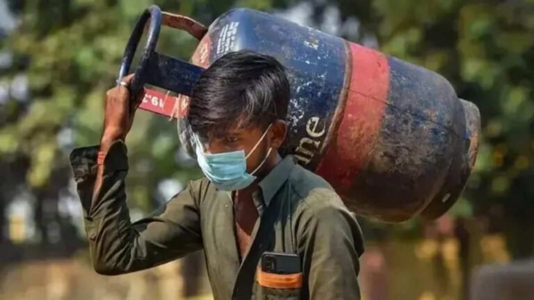 LPG Cylinder की कीमतों में बढ़ोतरी: दिसंबर की पहली तारीख को महंगाई का तगड़ा झटका…