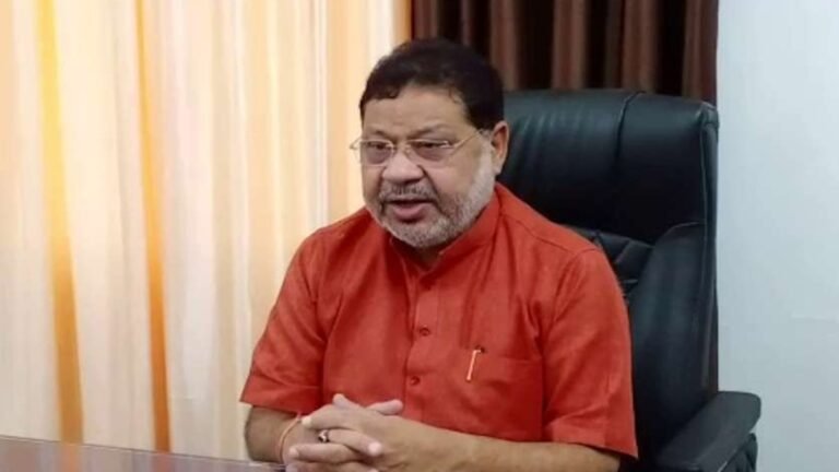 अधिकारियों को फील्ड में पसीना बहाने की सलाह, विकास के लिए नया प्लान बनाएं : सुनील सोनी